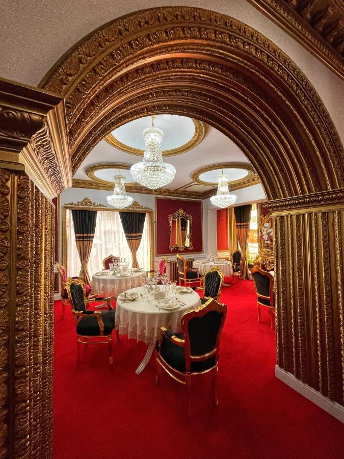 Hotel President Luxury Ploieşti Esterno foto