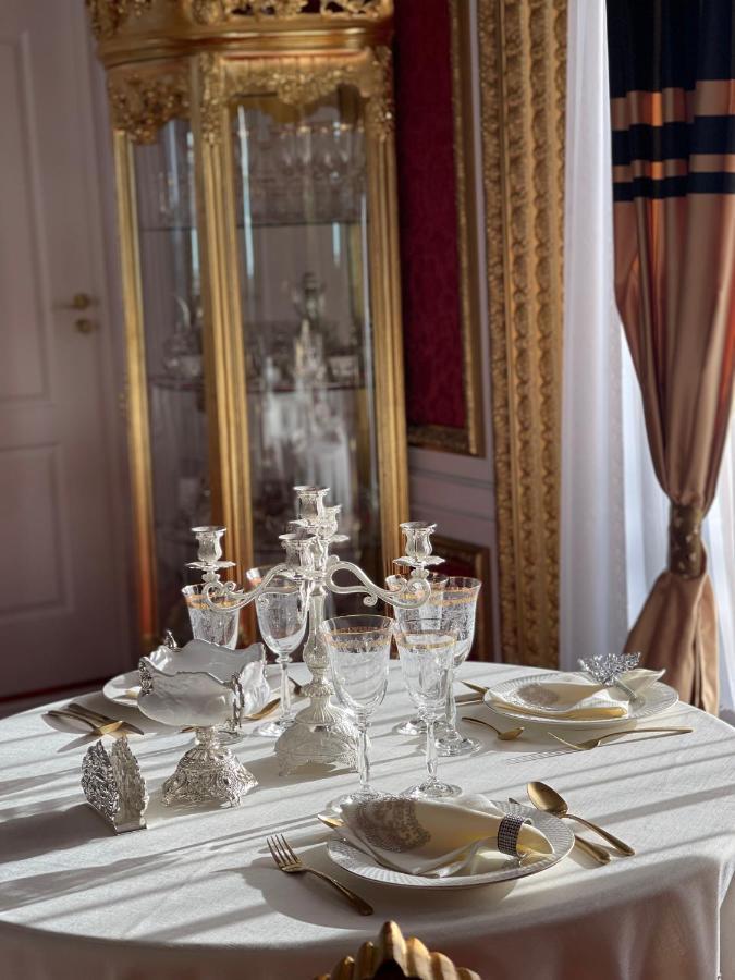 Hotel President Luxury Ploieşti Esterno foto