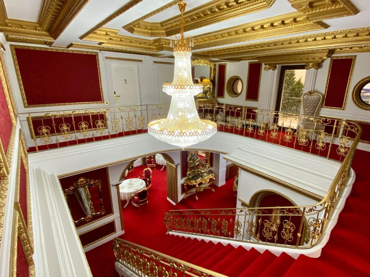 Hotel President Luxury Ploieşti Esterno foto