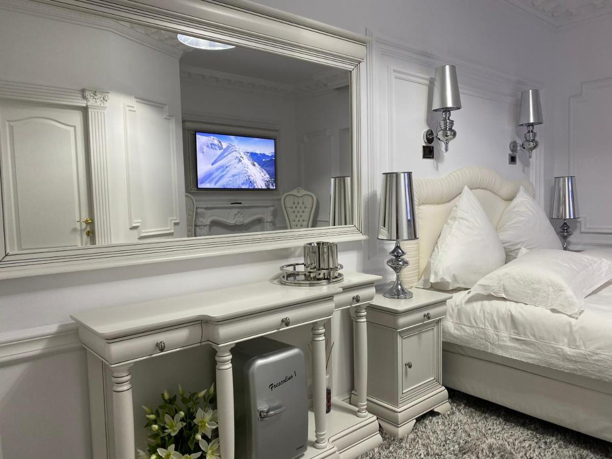 Hotel President Luxury Ploieşti Esterno foto