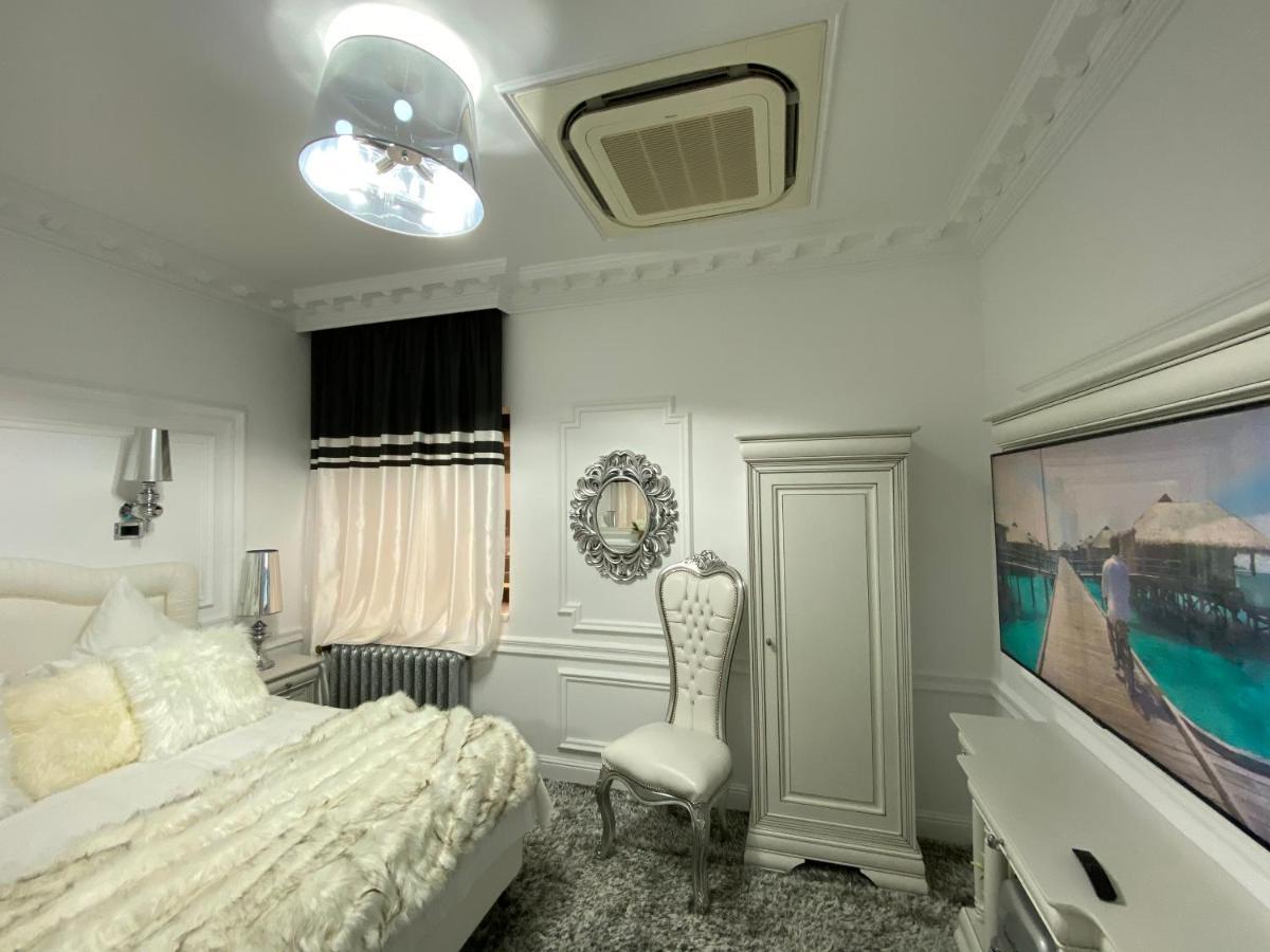 Hotel President Luxury Ploieşti Esterno foto